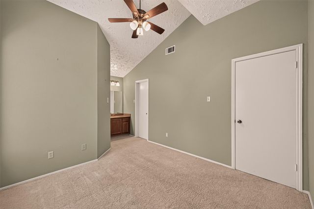 2811 Pheasant Creek Drive, Sugar Land, TX 77498