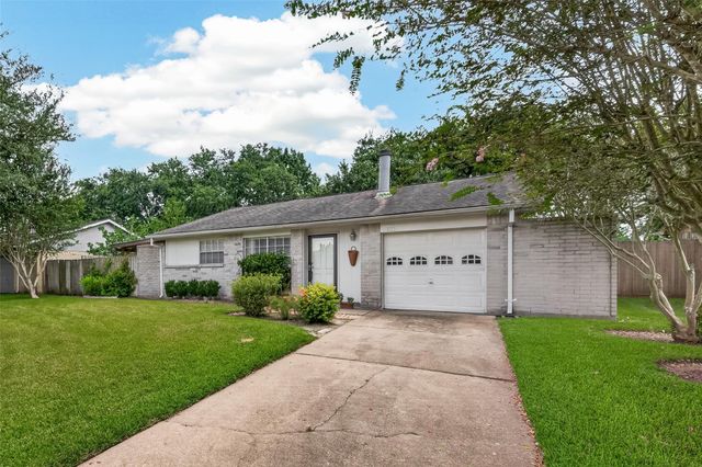 2811 Pheasant Creek Drive, Sugar Land, TX 77498