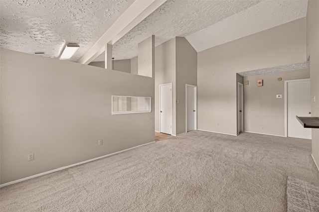 2811 Pheasant Creek Drive, Sugar Land, TX 77498