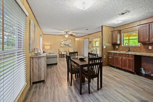 41130 Merritt Evans Rd, Prairieville, LA 70769