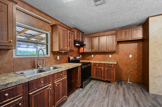 41130 Merritt Evans Rd, Prairieville, LA 70769