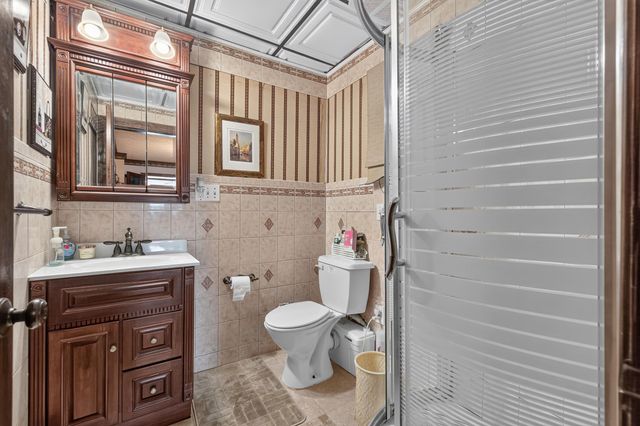 31 MIDLAND AVE NORTH, Kearny, NJ 07032