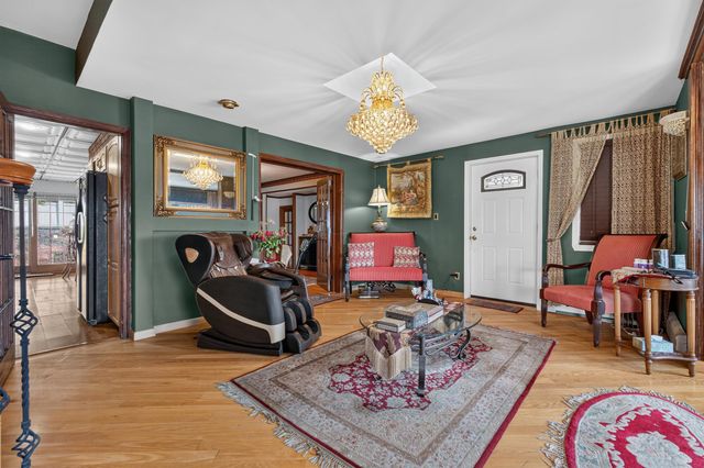 31 MIDLAND AVE NORTH, Kearny, NJ 07032