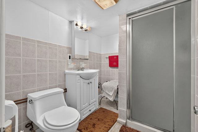 31 MIDLAND AVE NORTH, Kearny, NJ 07032