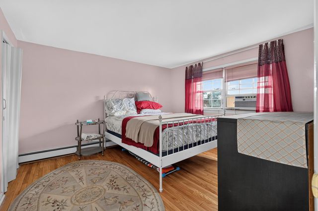 31 MIDLAND AVE NORTH, Kearny, NJ 07032