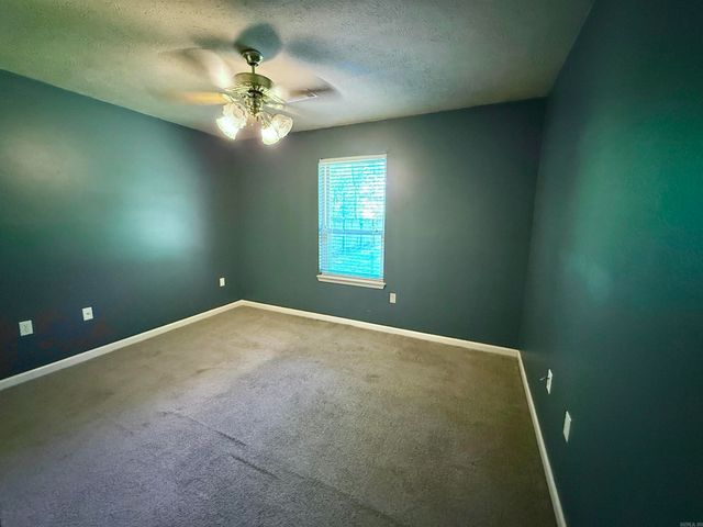 1825 Drury Lane, Conway, AR 72034