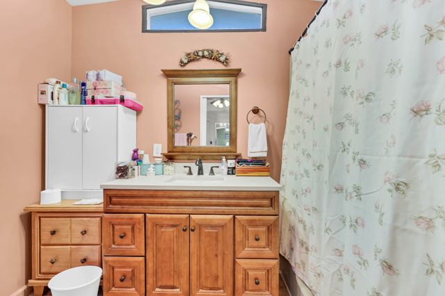 1765 Woolworth Rd, Erin, TN 37061