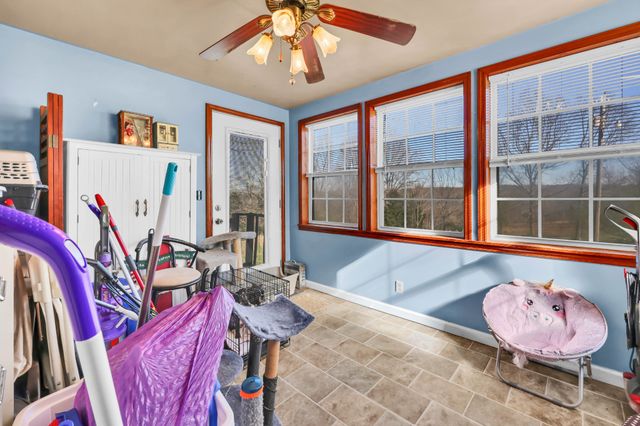 1765 Woolworth Rd, Erin, TN 37061