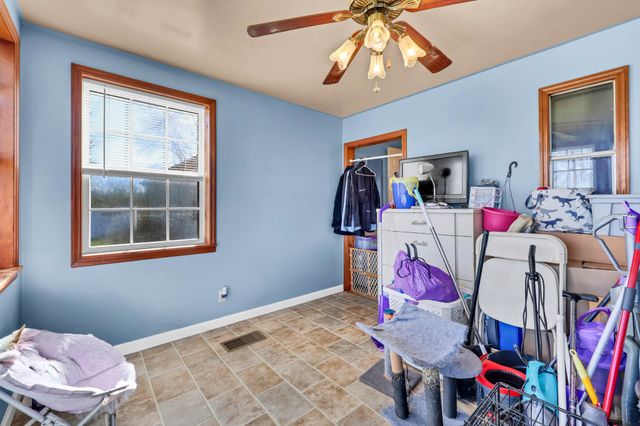 1765 Woolworth Rd, Erin, TN 37061