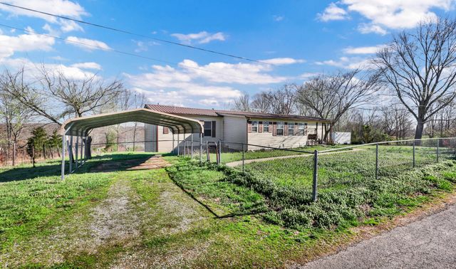 1765 Woolworth Rd, Erin, TN 37061