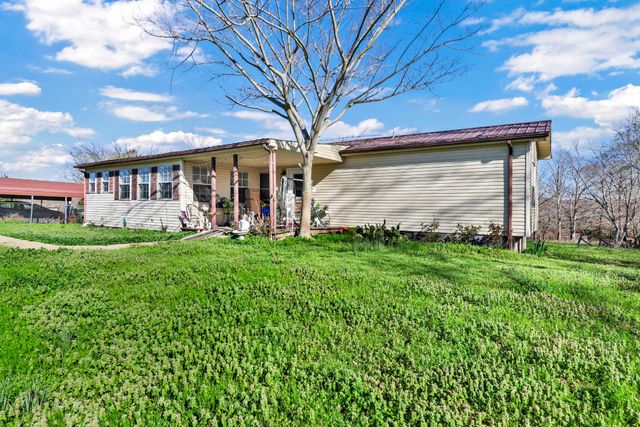 1765 Woolworth Rd, Erin, TN 37061