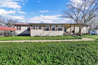 1765 Woolworth Rd, Erin, TN 37061