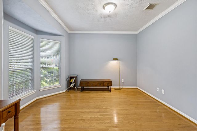 9407 Walnut Brook Court, Houston, TX 77040