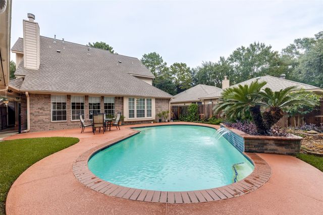 9407 Walnut Brook Court, Houston, TX 77040