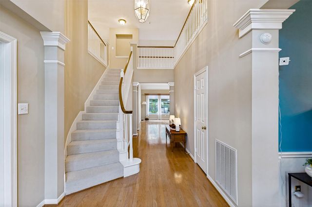 9407 Walnut Brook Court, Houston, TX 77040