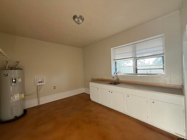 4140 N Farm Road 312, Winnsboro, TX 75494