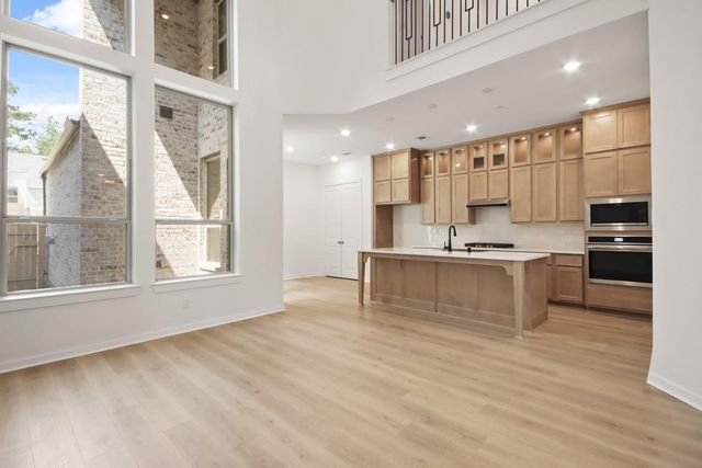 317 Fields Lane, Montgomery, TX 77316