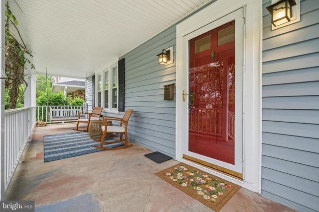 2816 W GEORGE MASON RD, Falls Church, VA 22042