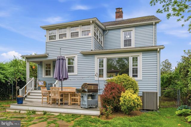 2816 W GEORGE MASON RD, Falls Church, VA 22042