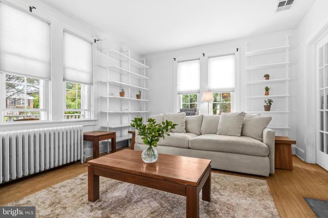2816 W GEORGE MASON RD, Falls Church, VA 22042