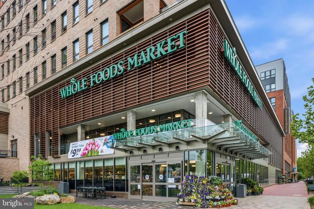 2816 W GEORGE MASON RD, Falls Church, VA 22042