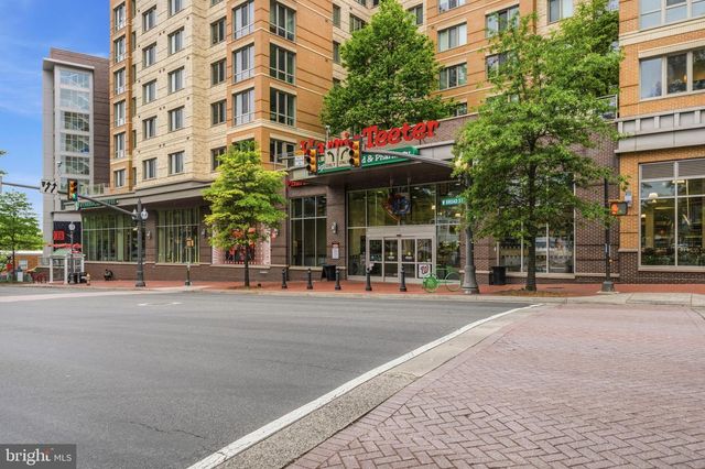 2816 W GEORGE MASON RD, Falls Church, VA 22042