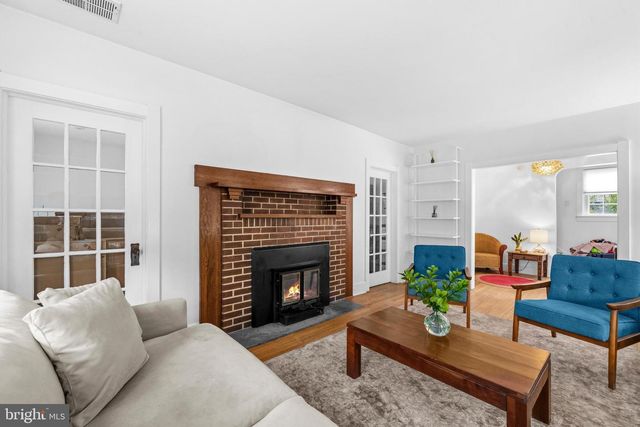 2816 W GEORGE MASON RD, Falls Church, VA 22042