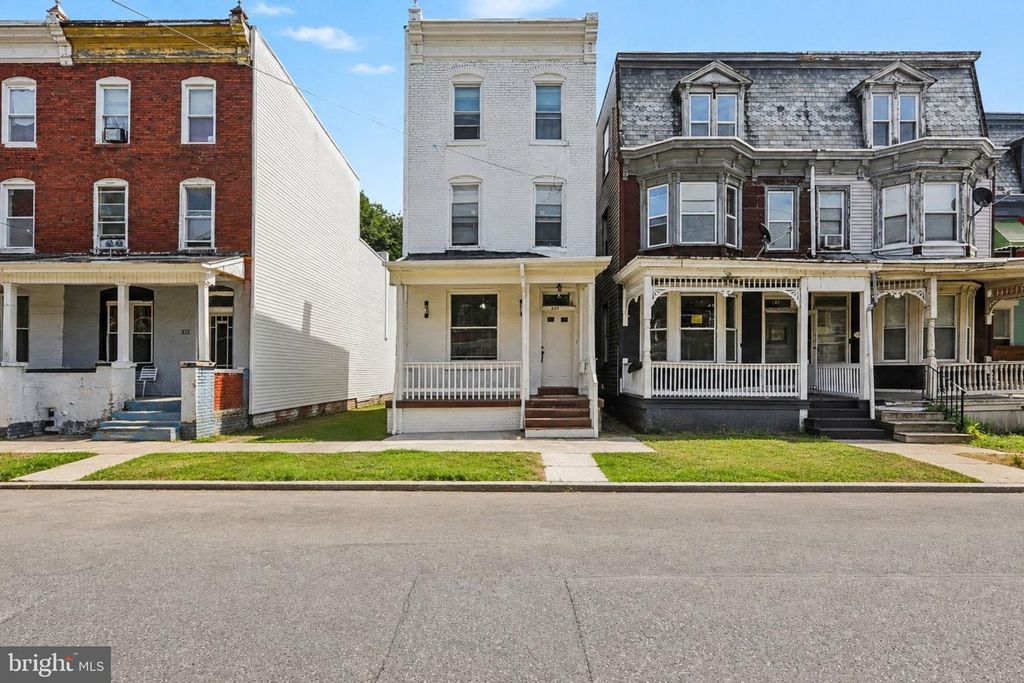 317 CRESCENT ST, Harrisburg, PA 17104
