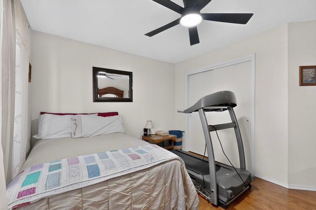 724 Shire Street SW, Albuquerque, NM 87121