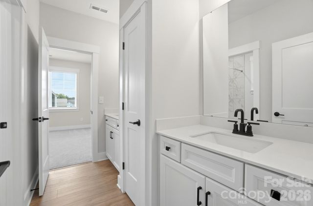 7048 Bil-Mar Drive, Harrisburg, NC 28075