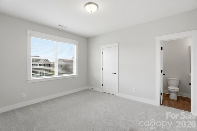 7048 Bil-Mar Drive, Harrisburg, NC 28075