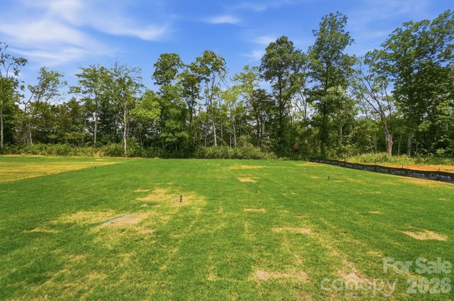 7048 Bil-Mar Drive, Harrisburg, NC 28075