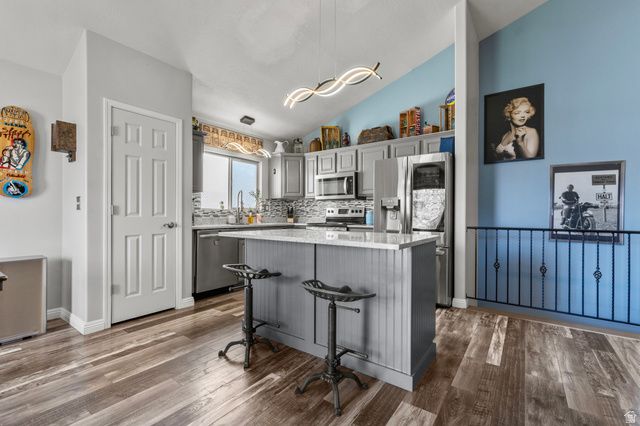 4489 S 3375 W, West Haven, UT 84401