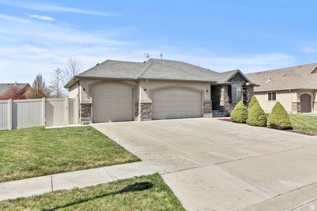 4489 S 3375 W, West Haven, UT 84401