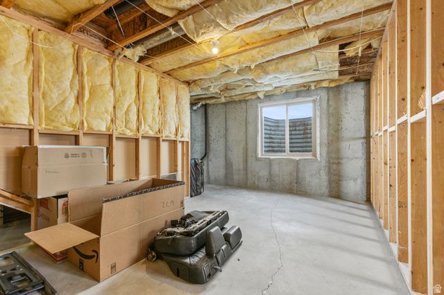 4489 S 3375 W, West Haven, UT 84401