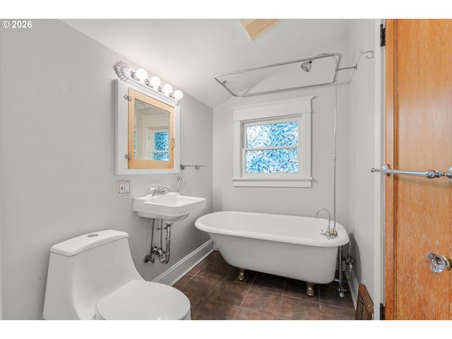 7216 Se 16TH Ave, Portland, OR 97202
