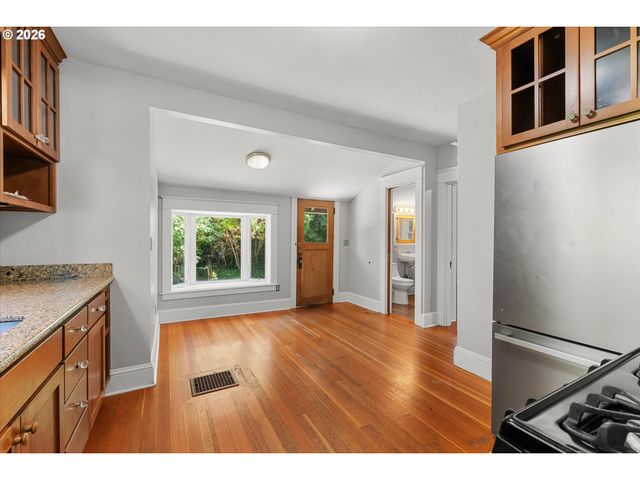 7216 Se 16TH Ave, Portland, OR 97202