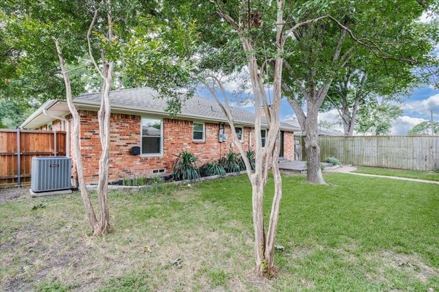 417 Rorary Drive, Richardson, TX 75081