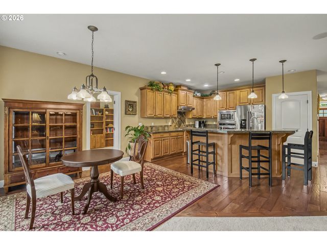 13090 Sw MADISON Ct, Beaverton, OR 97008