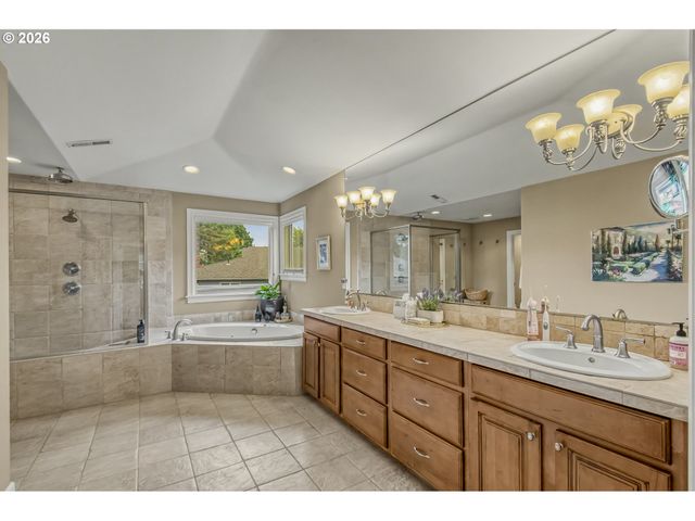 13090 Sw MADISON Ct, Beaverton, OR 97008