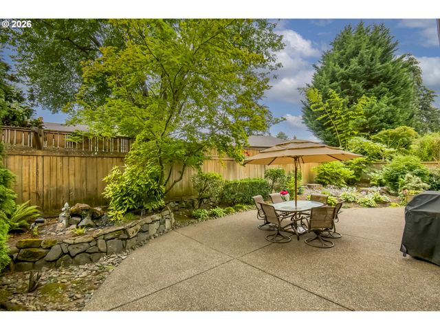 13090 Sw MADISON Ct, Beaverton, OR 97008
