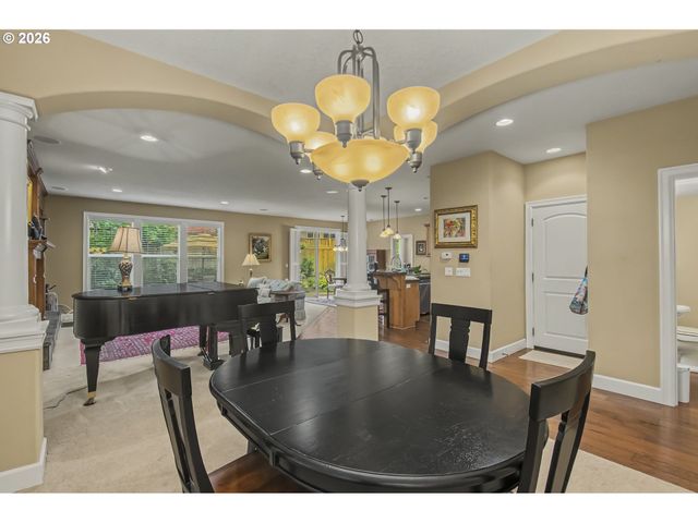 13090 Sw MADISON Ct, Beaverton, OR 97008