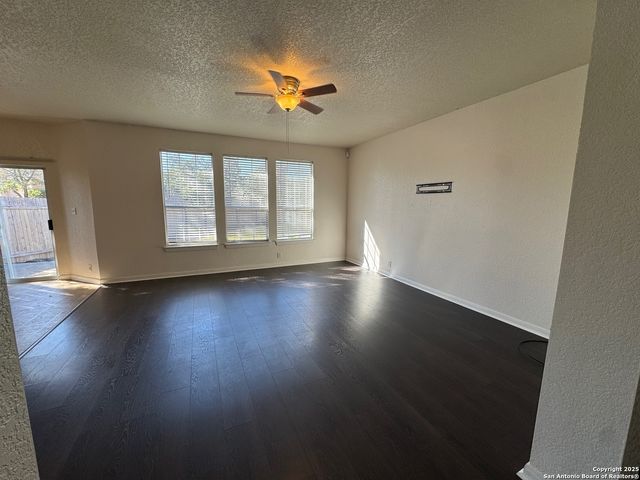 24303 Grace Park, San Antonio, TX 78255