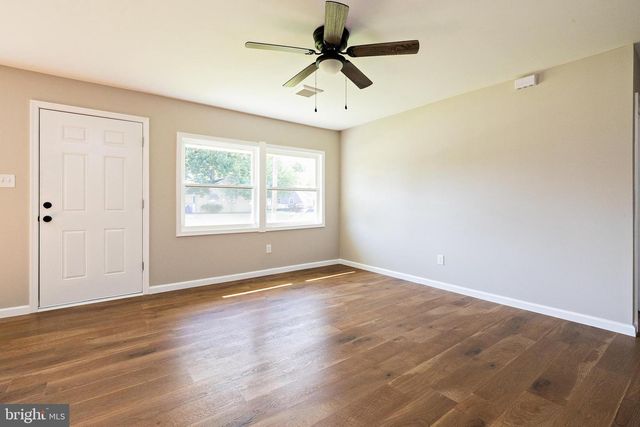 425 HOLLY AVE, Gloucester City, NJ 08030