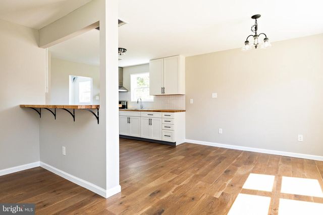 425 HOLLY AVE, Gloucester City, NJ 08030