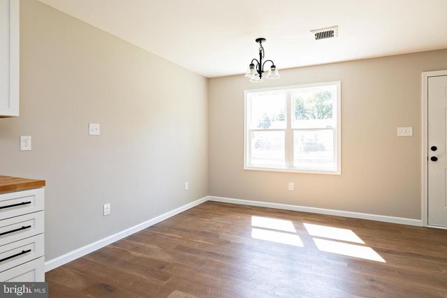 425 HOLLY AVE, Gloucester City, NJ 08030