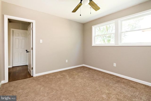 425 HOLLY AVE, Gloucester City, NJ 08030