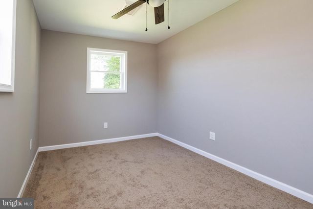 425 HOLLY AVE, Gloucester City, NJ 08030