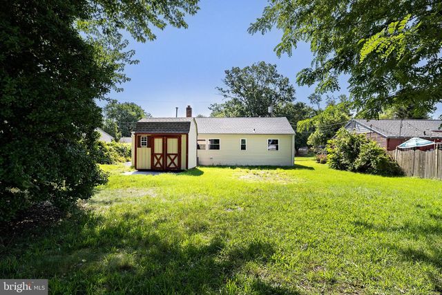 425 HOLLY AVE, Gloucester City, NJ 08030
