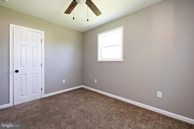 425 HOLLY AVE, Gloucester City, NJ 08030